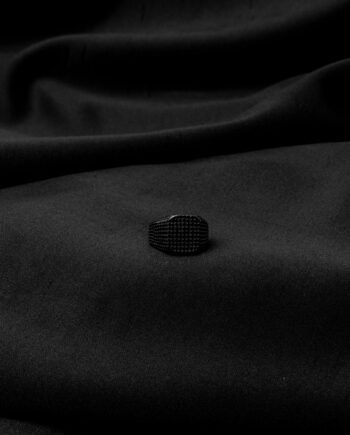 Δαχτυλίδι Μαύρο με Καρφιά